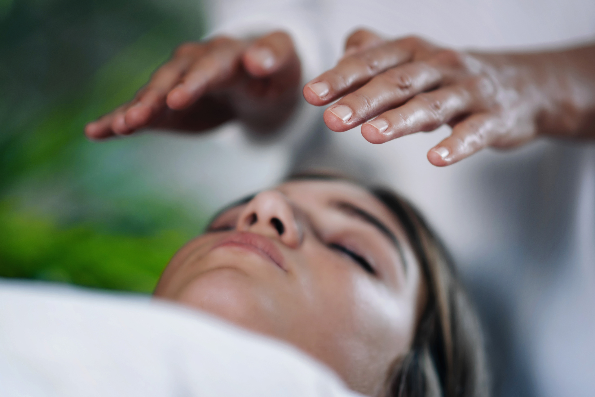 What is Reiki and How It Works (Even at a Distance)